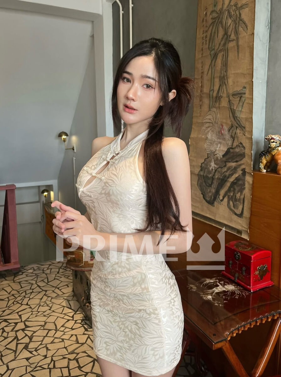 SEXY BOOBS
